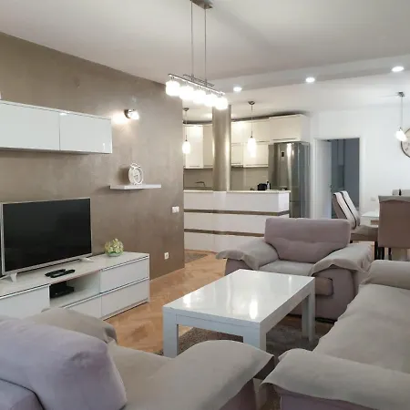Lux Family Kruna Mostar
